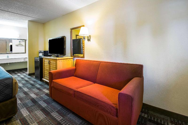 SureStay by Best Western Jacksonville Airport - photo 14