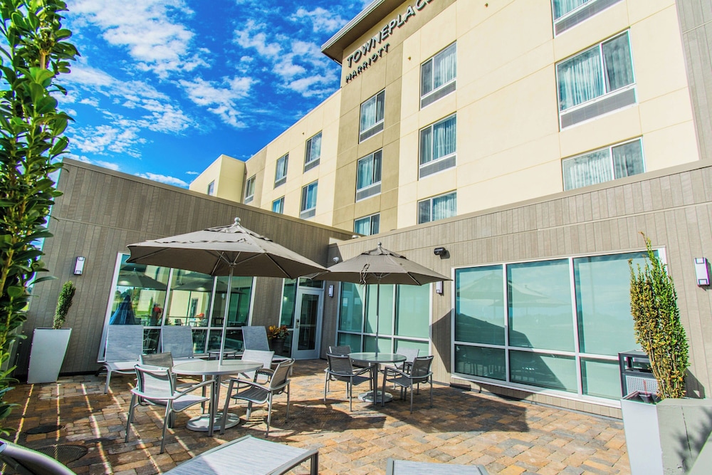 Towneplace Suites by Marriott Evansville Newburgh - photo 31