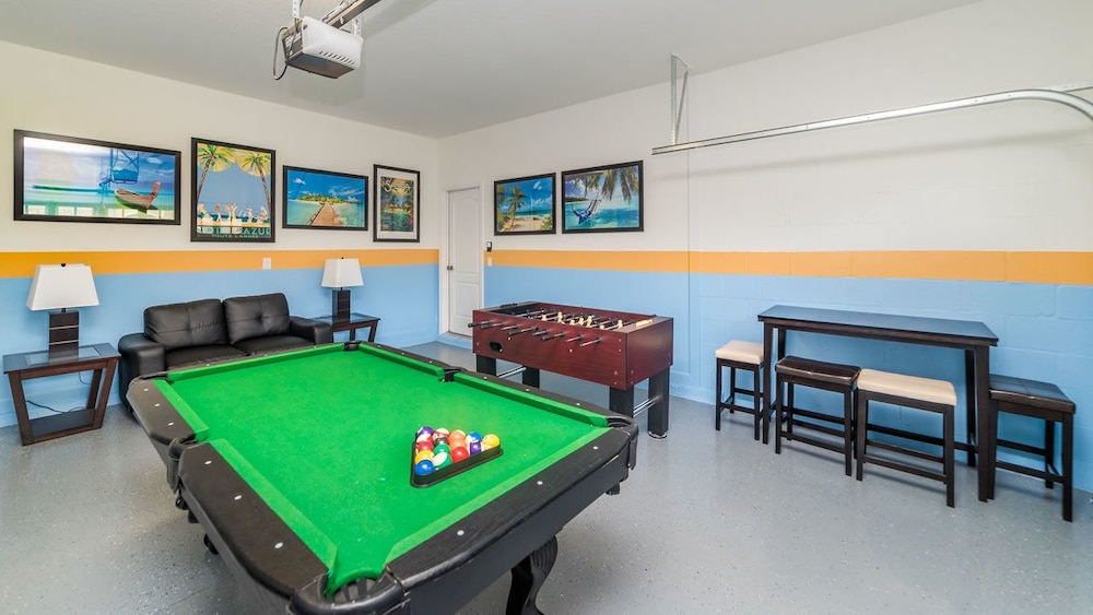 Grhmyr1466 Champions Gate Resort 8 Bed 5 Baths House - featured photo