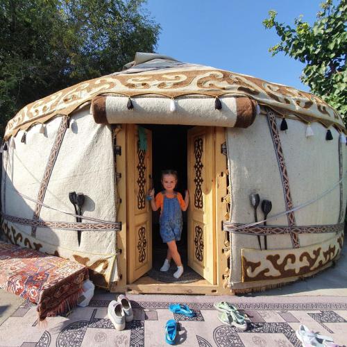 Agat Yurt Camp 18935993 — Kadzhi Say