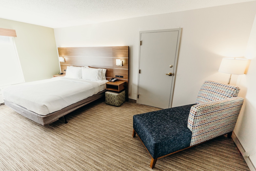 Holiday Inn Express Atlanta NE I 85 Clairmont by IHG - photo 10