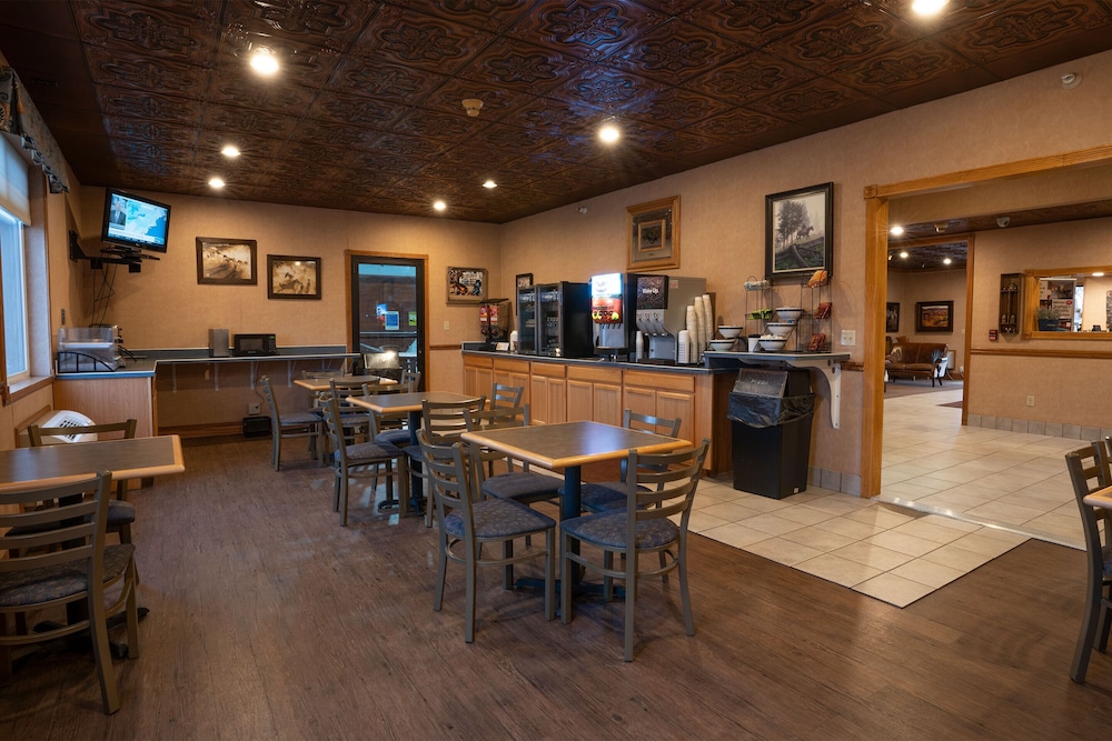 Miles City Hotel - photo 20