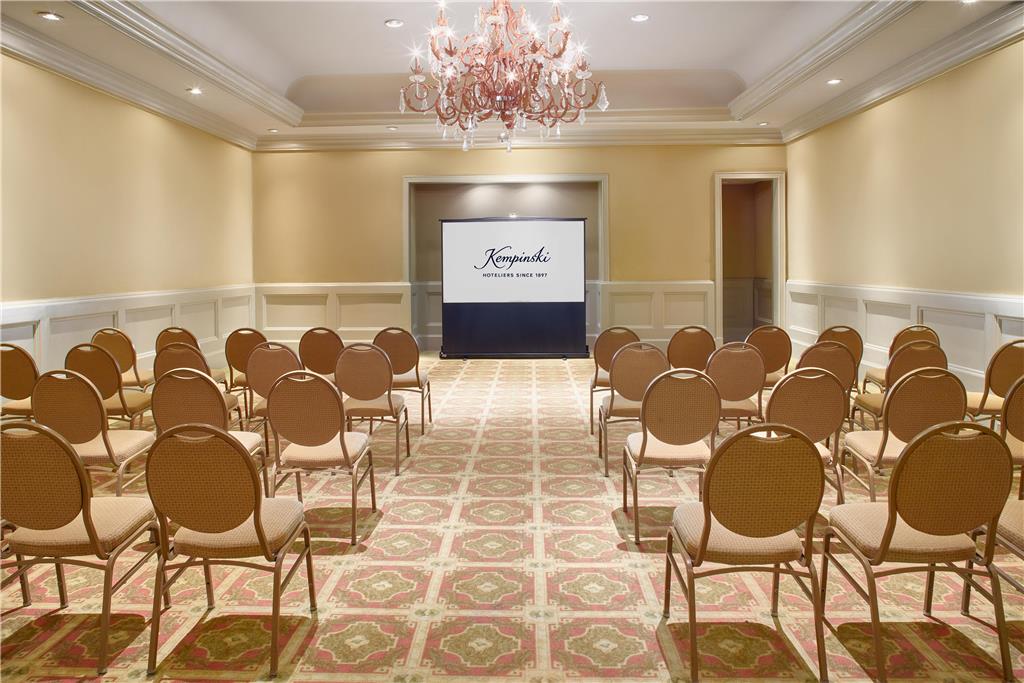 KICUN1_Cancun Meeting Room.jpg