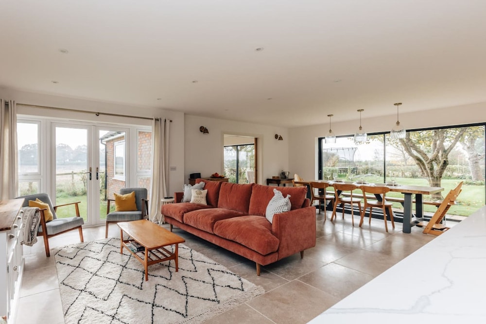 The Hayfield From 500 Per Night in Henley-On-Thames, United Kingdom