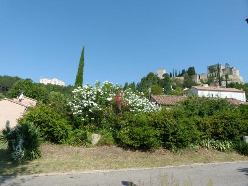 Notre Vie la - last minute hotel in Unknown City