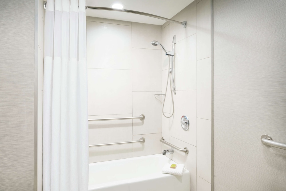 DoubleTree by Hilton Colorado Springs - photo 37