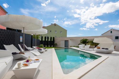 Luxury Apartment Sunray — 5-Star Luxury Hotel in Kastel Stari, Croatia