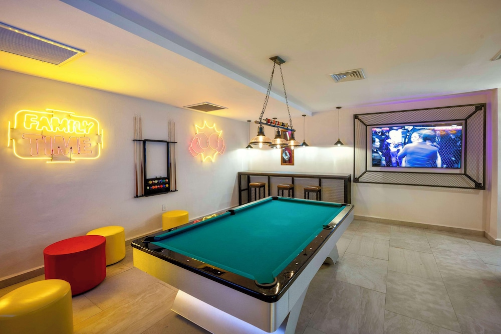 Game room
