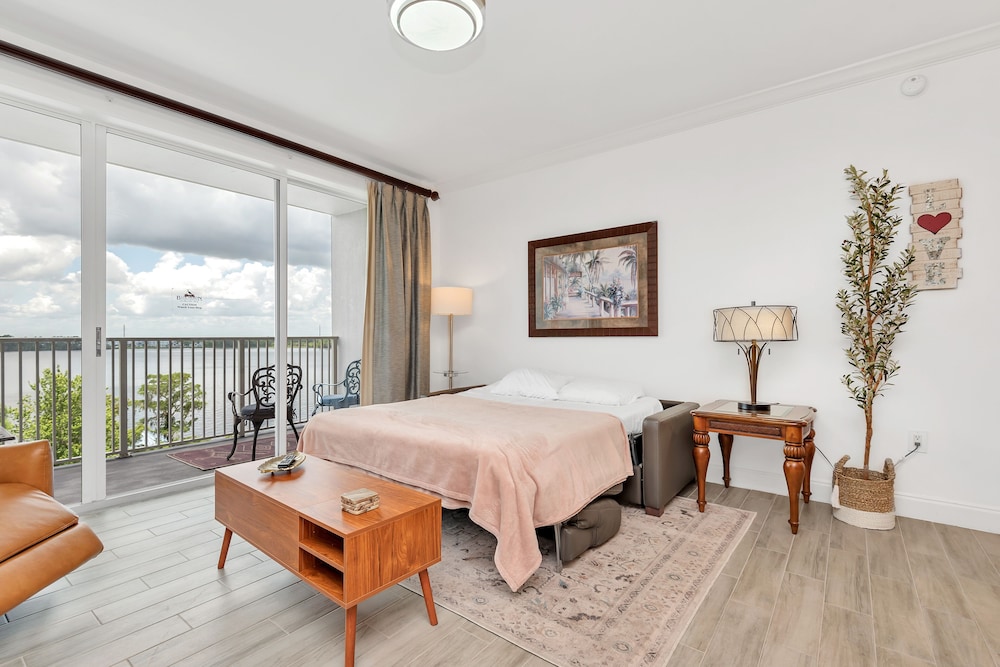 Lakefront Resort in Heart of Orlando Attractions Tu Casa Vacations - photo 23