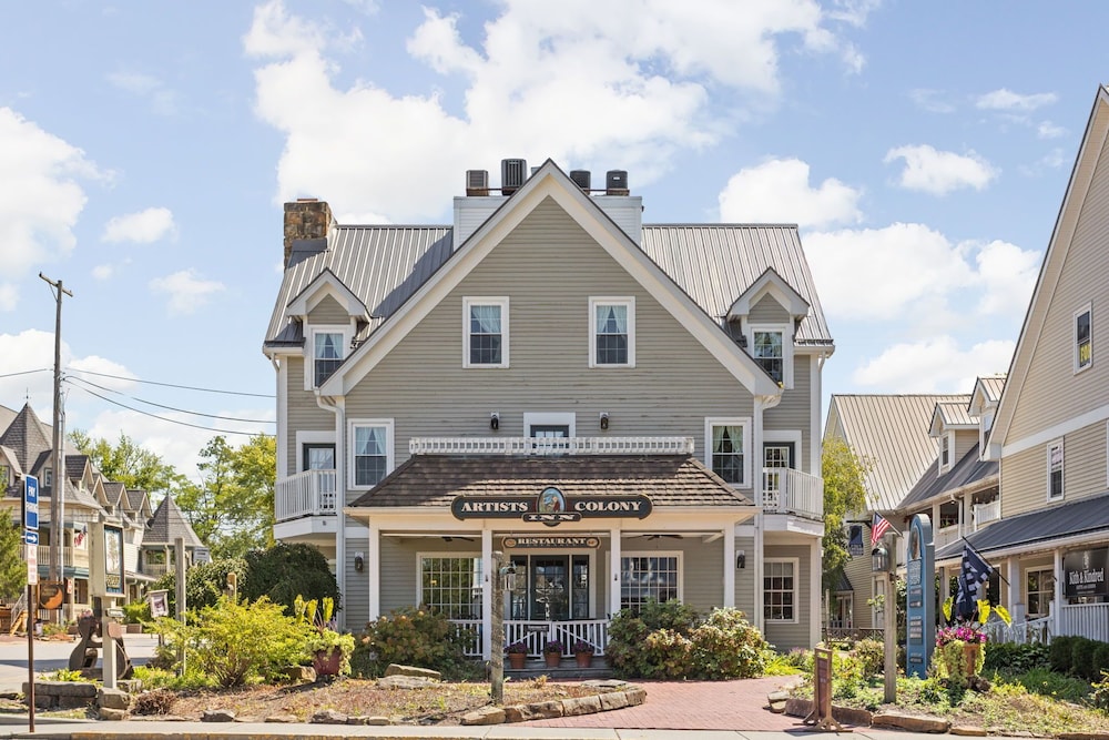 Artists Colony Inn & Restaurant - last minute hotel in Nashville