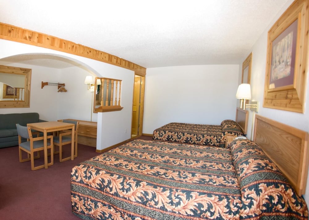 North Country Inn & Suites - photo 12