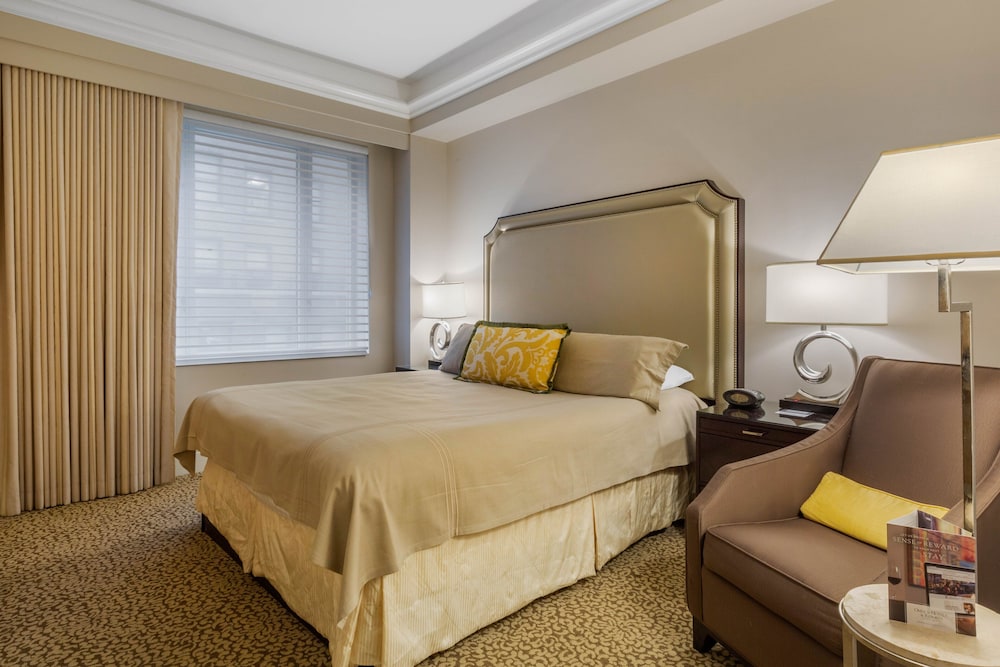 Omni Berkshire Place - photo 27