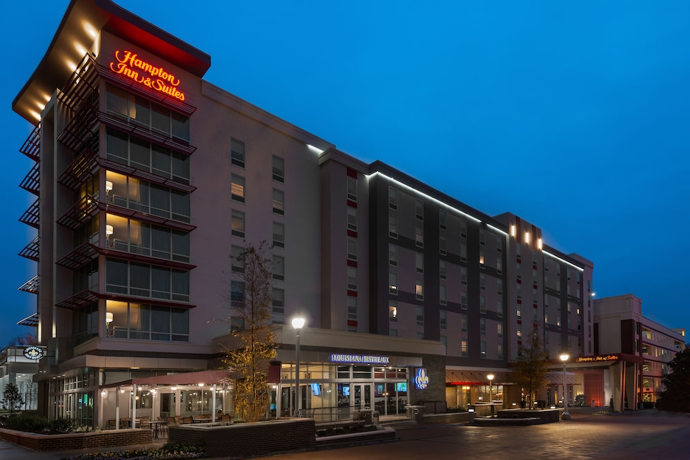 Hampton Inn & Suites Atlanta Buckhead Place - photo 40