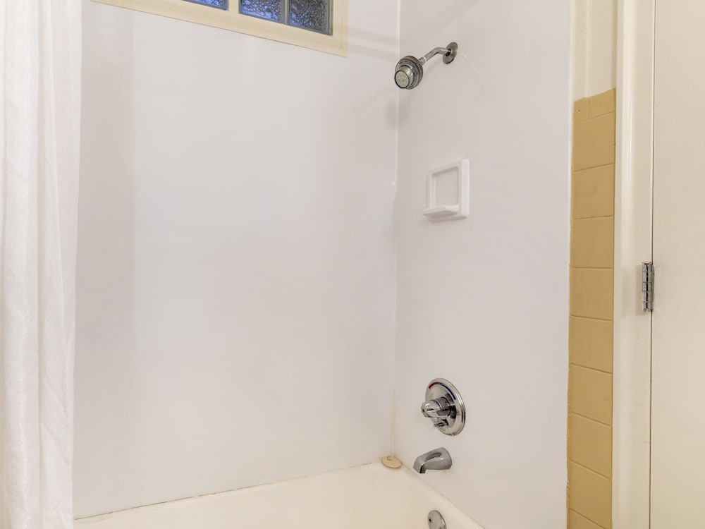 Mansion View Inn and Suite - photo 54