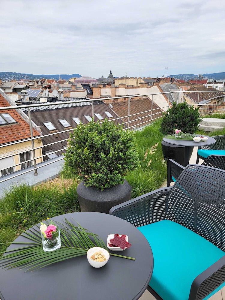 מרפסת / טרסה