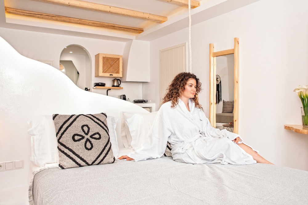 Antonia Studios - carbon neutral hotel in Naxos