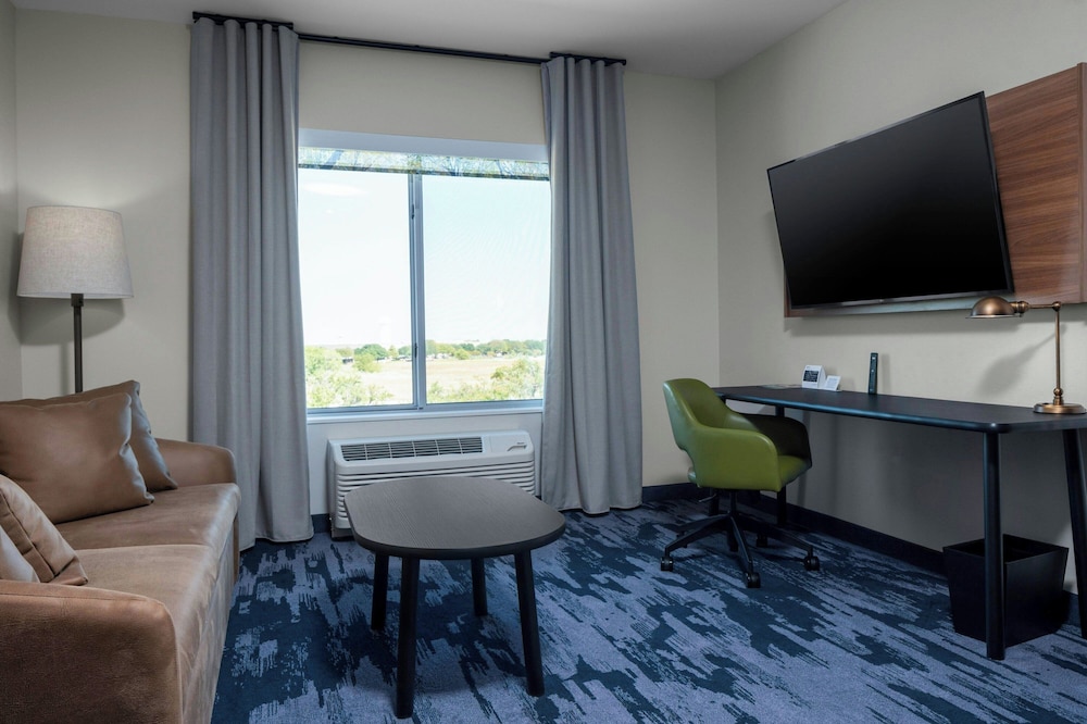Fairfield Inn & Suites by Marriott Dallas DFW Airport North Irving - photo 8