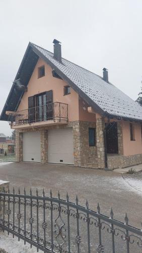 Vikendica Mila in Kupres, Bosnia and Herzegovina