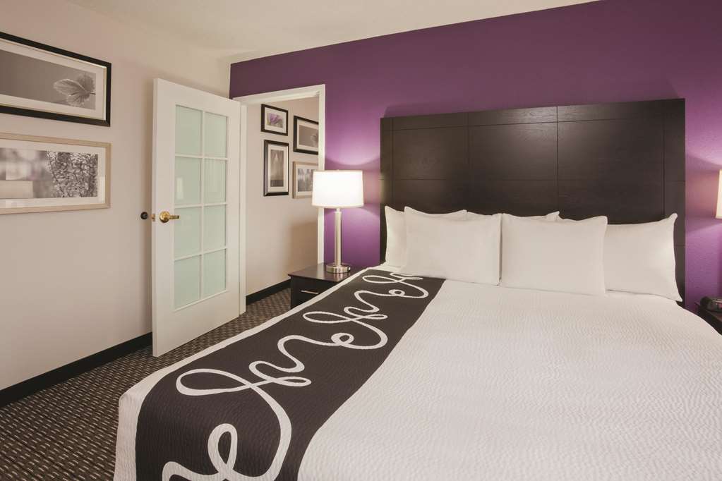 La Quinta Inn & Suites by Wyndham Minneapolis Bloomington W - photo 46