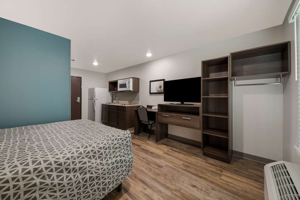WoodSpring Suites San Antonio UTSA Medical Center - photo 28