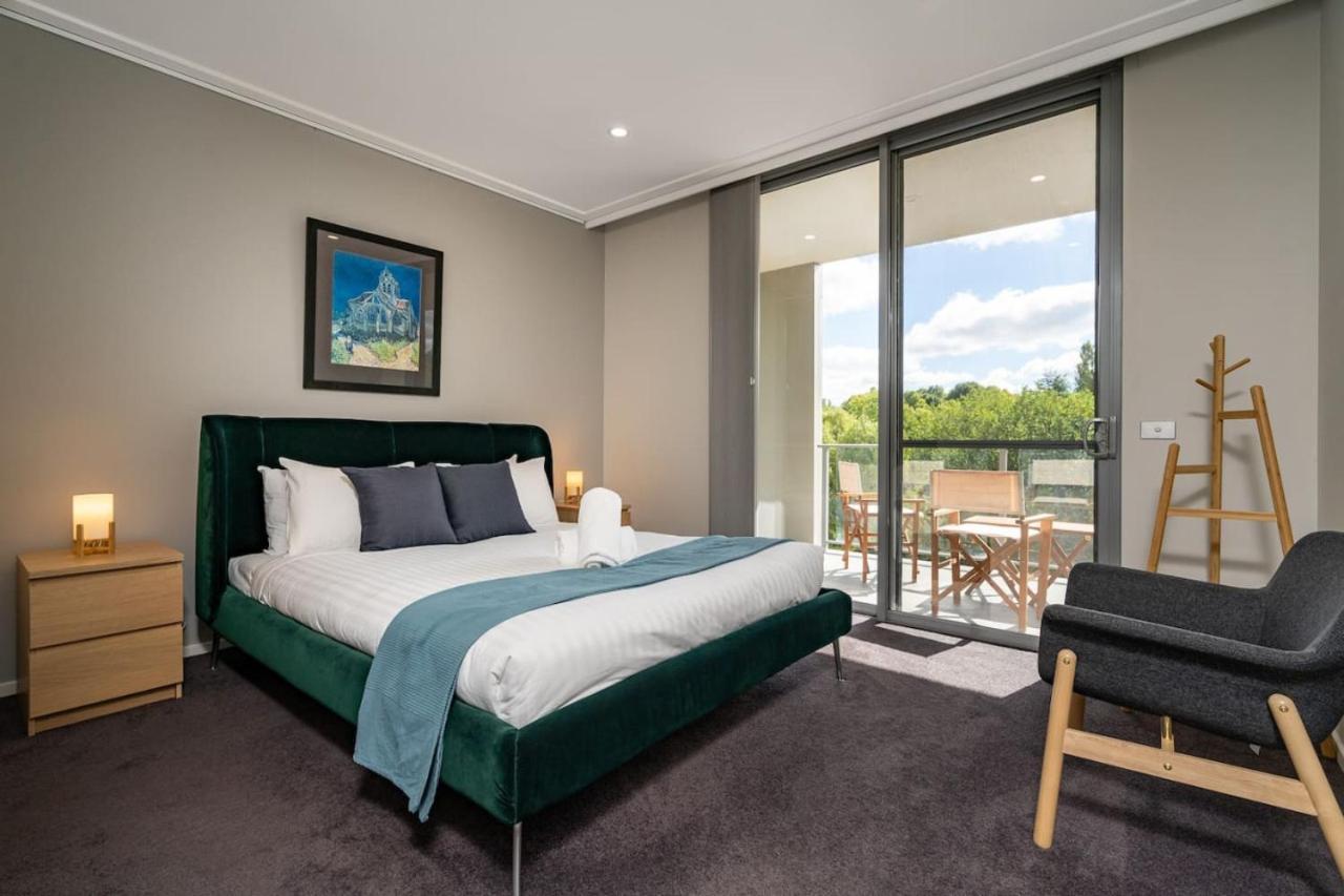 Tranquil 2BR APT Glebe Park View Hosted by CanStay — 4-Star Luxury Hotel in Canberra, Australia