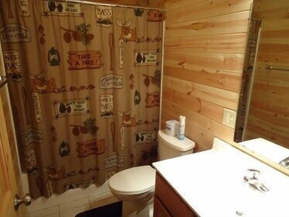 Red Door Resort & Motel - photo 16