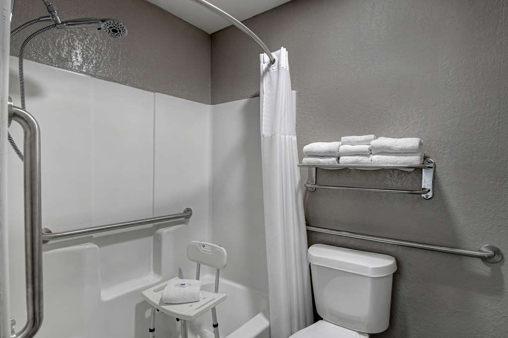Studio 6 Meridian MS Bonita Lakes - photo 21