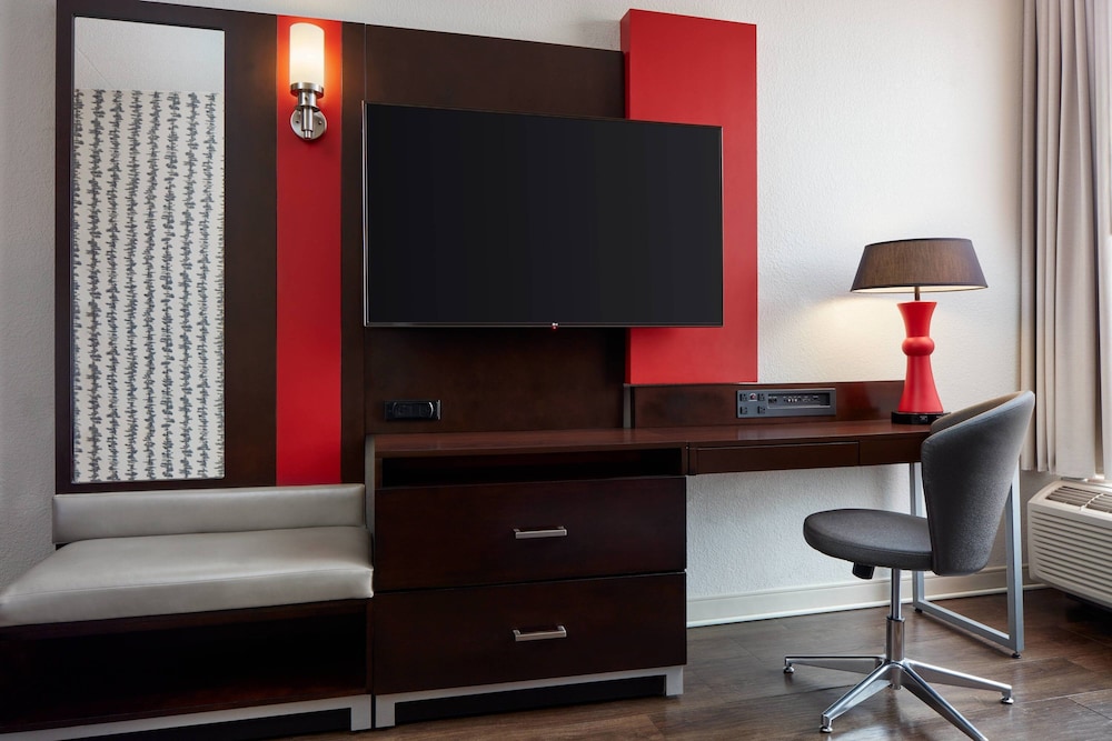 Fairfield Inn & Suites by Marriott Washington DC Downtown - photo 7