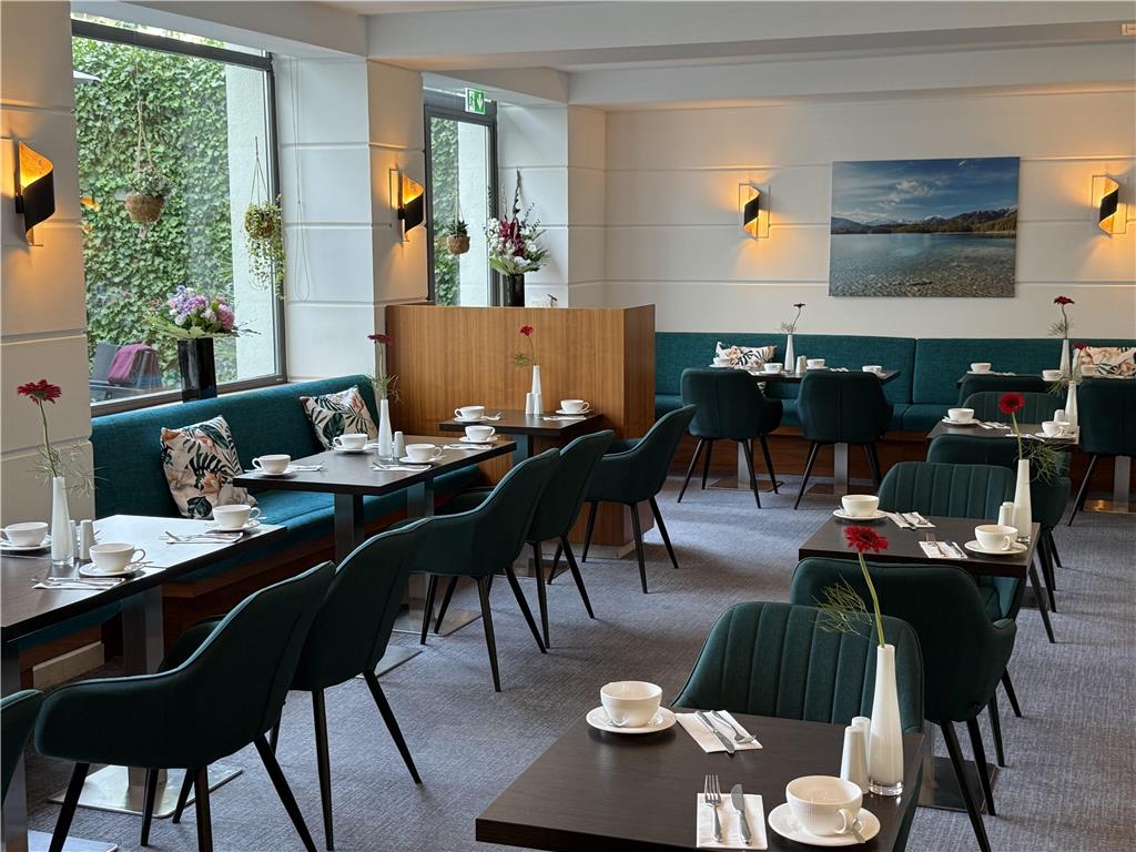 IMG am harras breakfast area