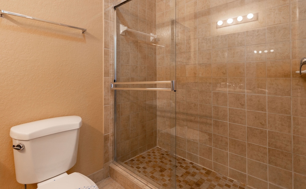 8000tw Unit 4403 Tuscana Resort 2 Bedroom Condo by RedAwning - photo 10