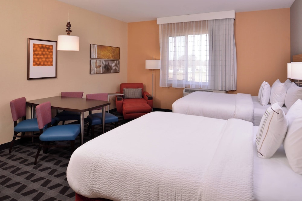 TownePlace Suites by Marriott St. Louis Chesterfield - photo 19