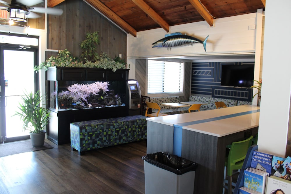 Village Inn Destin - photo 5