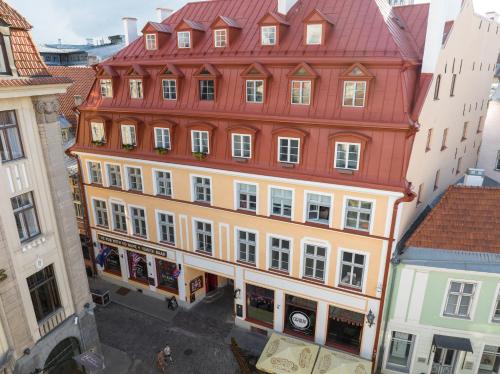Old Town Vana Turg Apartment — 4-Star Luxury Hotel in Tallinn, Estonia