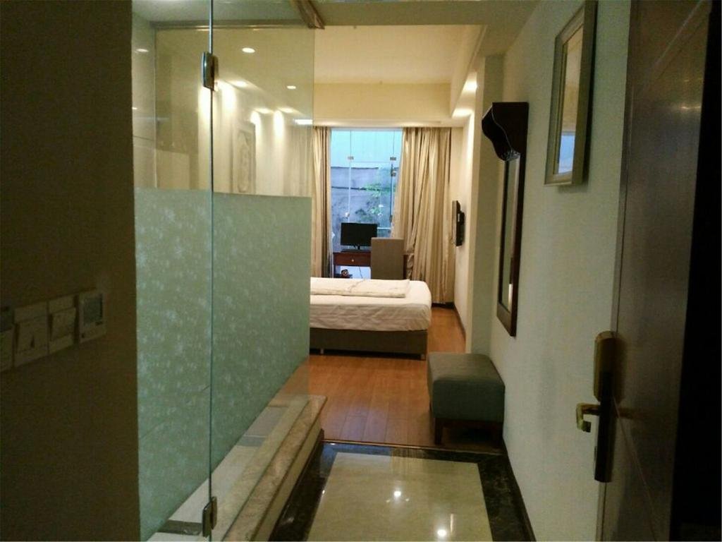 Zigong Nan Yuan Business Inn — hotel in Fushun