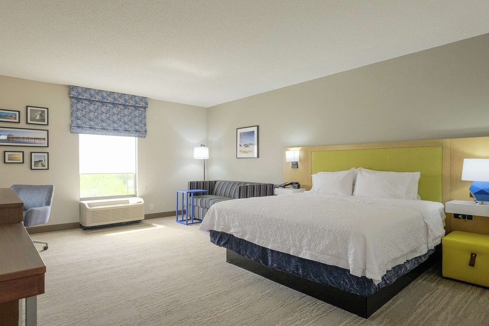 Hampton Inn Edenton - photo 42