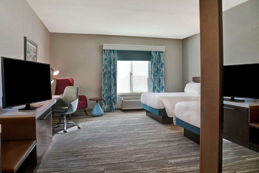 Hilton Garden Inn Kansas City - photo 10