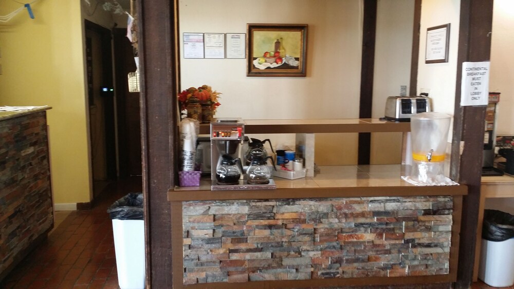 West Texas Inn & Suites with Kitchenette - photo 23