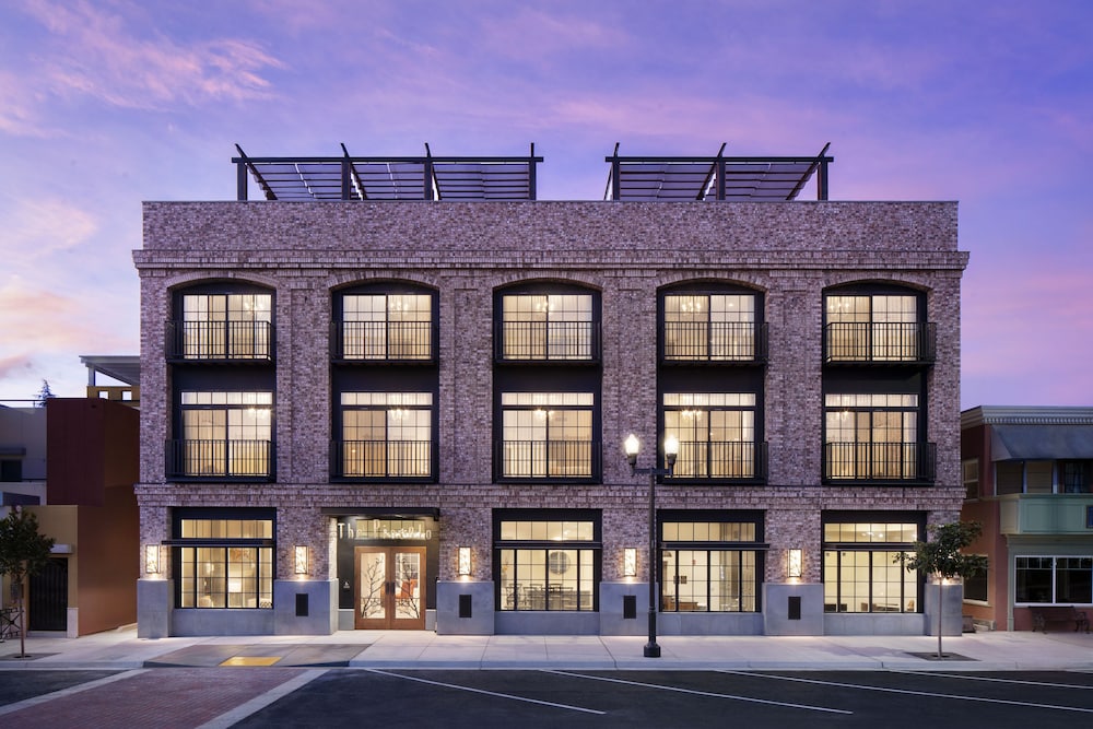 The Piccolo at Paso Robles Inn in Paso Robles, United States