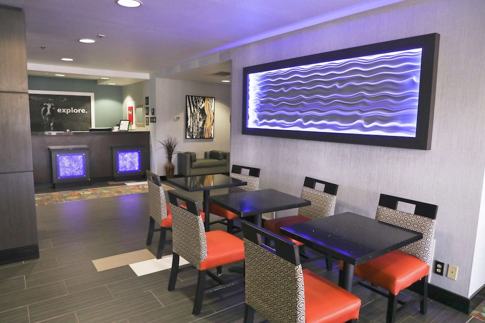 Hampton Inn Muskogee - photo 4