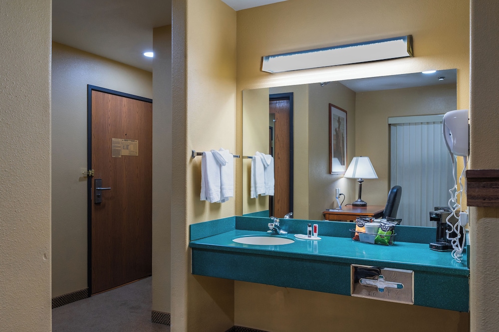Baymont by Wyndham Pinedale - photo 77