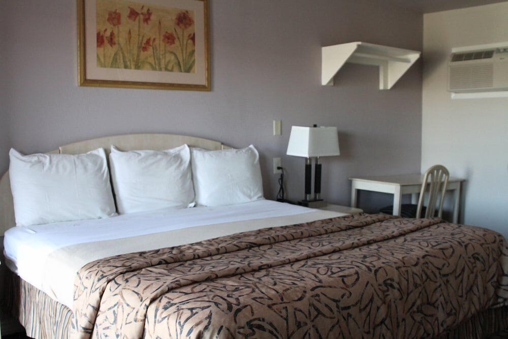Parks Inn Bowie - photo 13