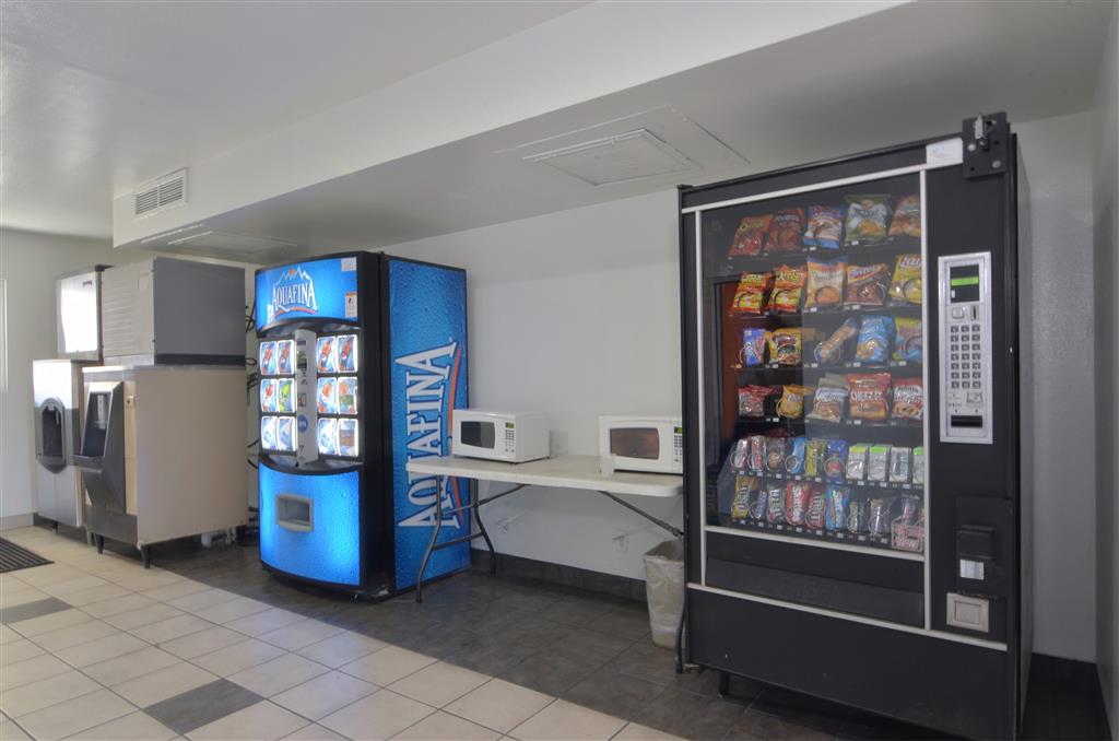 Motel 6 Indio CA Palm Springs - photo 25