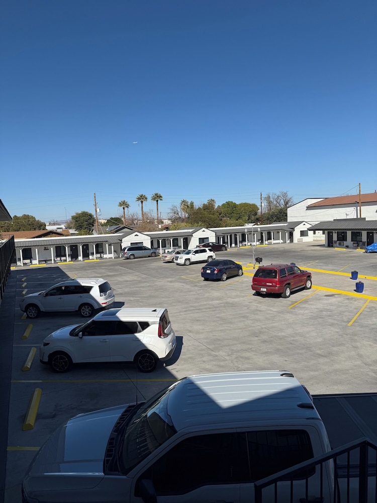 Rawls Motel Near Phoenix Airport - photo 62