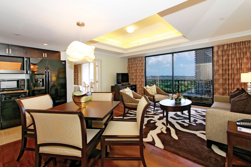 Club Wyndham Royal Garden at Waikiki - photo 8