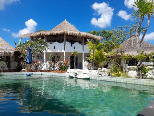 Shaya Cottage — 4-Star Luxury Hotel in Senggigi, Indonesia