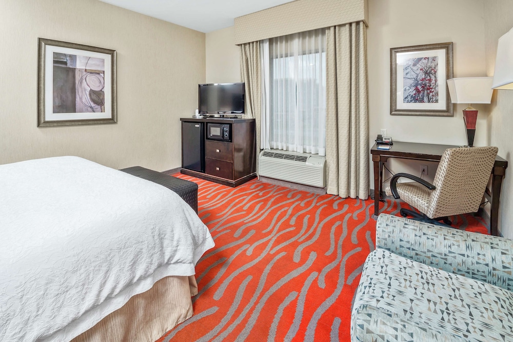 Hampton Inn & Suites Tulsa Catoosa - photo 24