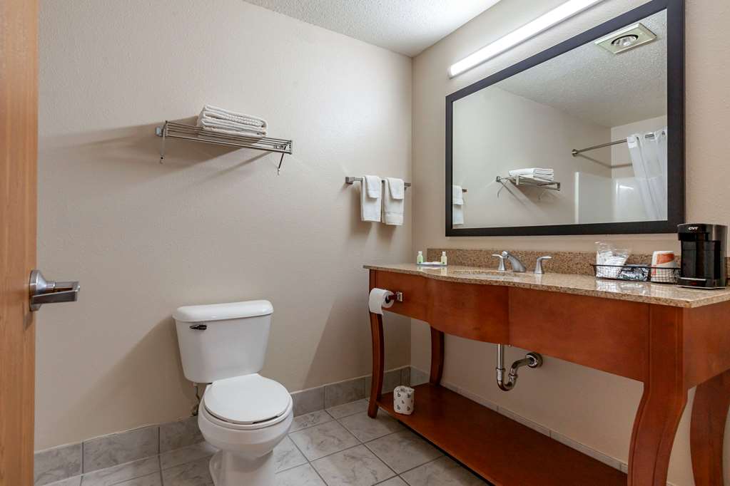 Quality Inn Redgranite - photo 24