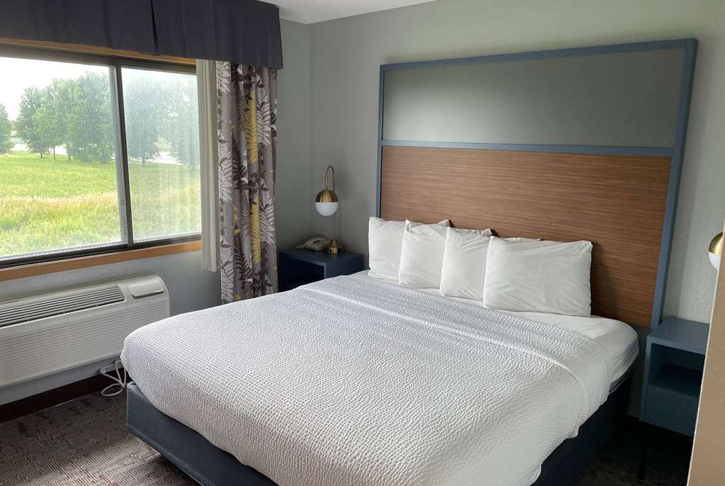 AmericInn by Wyndham Ankeny Des Moines - photo 25