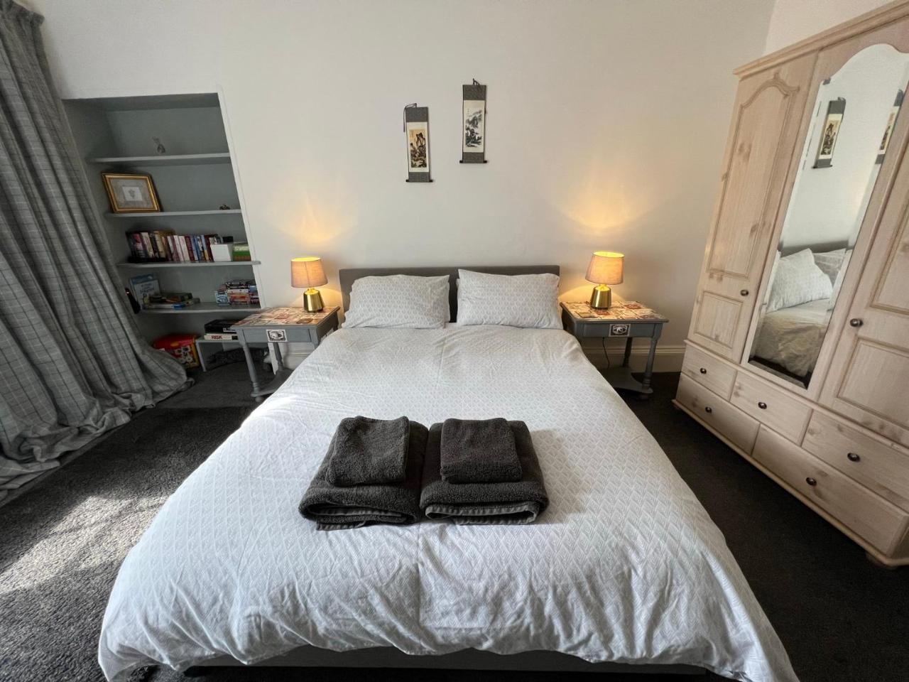 Stylish 2nd Floor Georgian Period Flat — 4-Star Luxury Hotel in Dumfries, United Kingdom