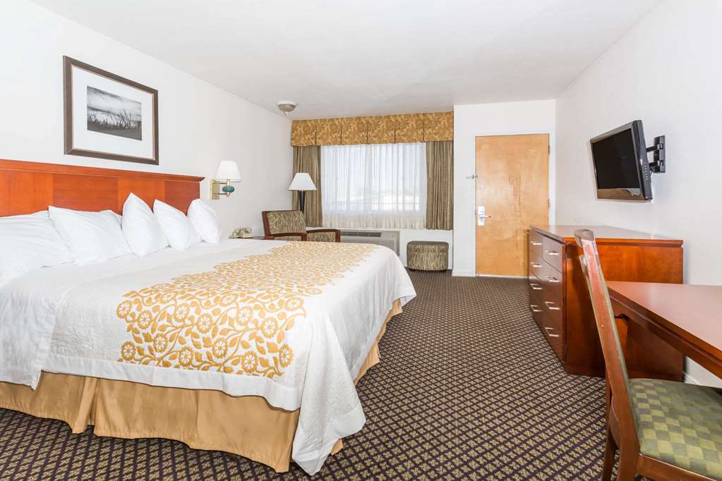 Days Inn by Wyndham Kimball - photo 8